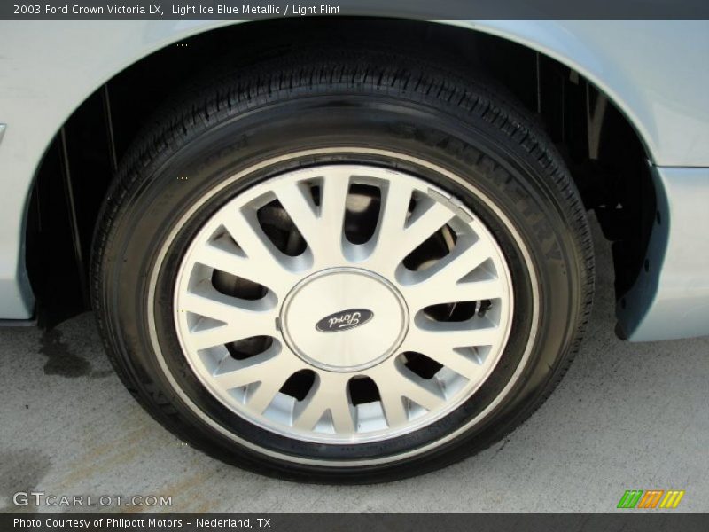 Light Ice Blue Metallic / Light Flint 2003 Ford Crown Victoria LX