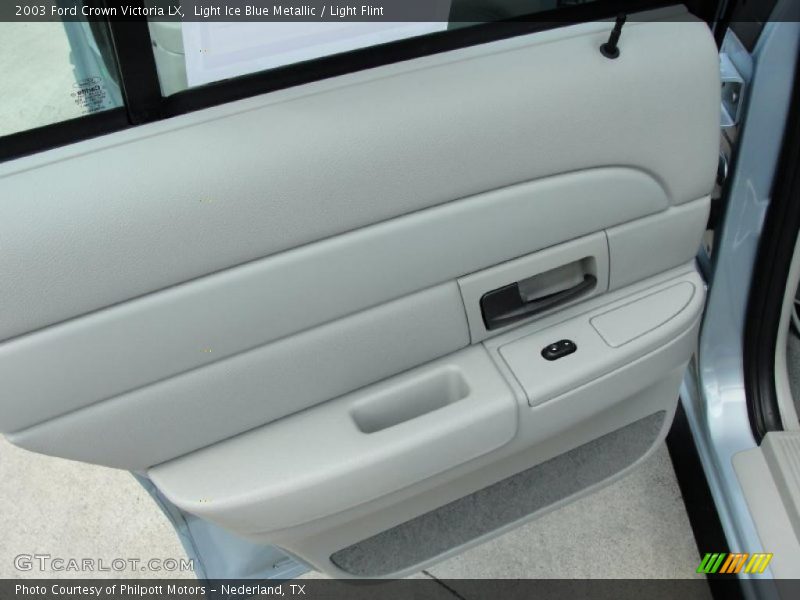 Light Ice Blue Metallic / Light Flint 2003 Ford Crown Victoria LX