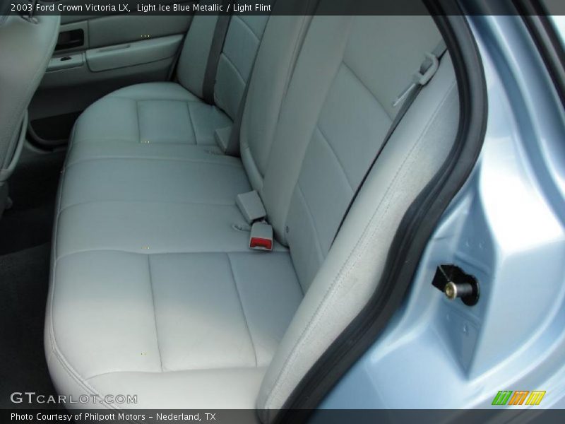 Light Ice Blue Metallic / Light Flint 2003 Ford Crown Victoria LX