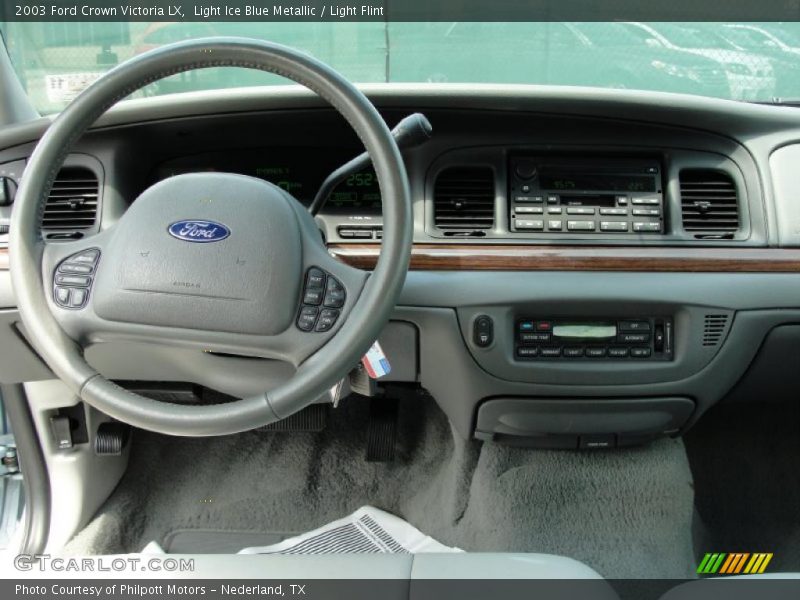 Light Ice Blue Metallic / Light Flint 2003 Ford Crown Victoria LX