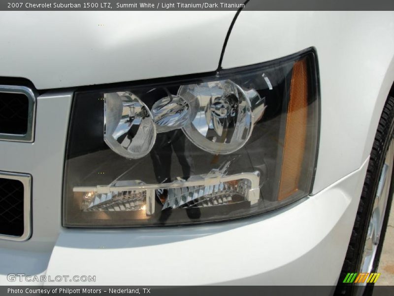 Summit White / Light Titanium/Dark Titanium 2007 Chevrolet Suburban 1500 LTZ