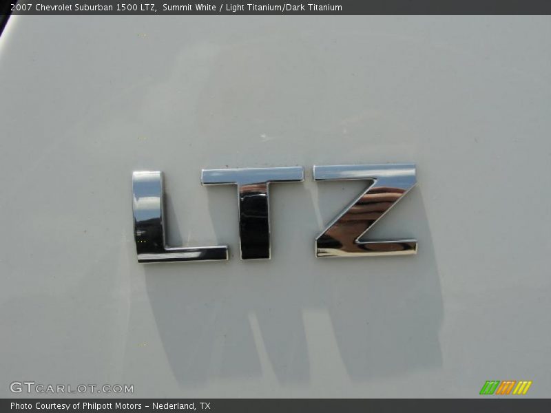 Summit White / Light Titanium/Dark Titanium 2007 Chevrolet Suburban 1500 LTZ