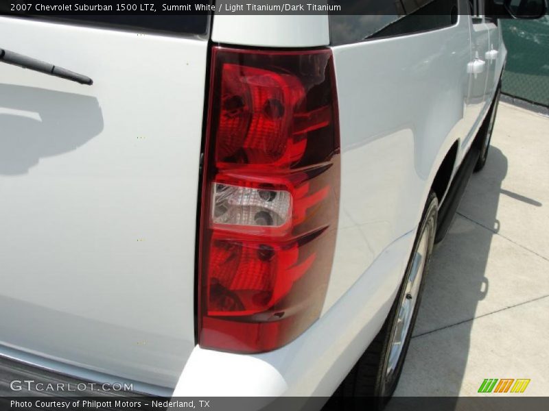 Summit White / Light Titanium/Dark Titanium 2007 Chevrolet Suburban 1500 LTZ