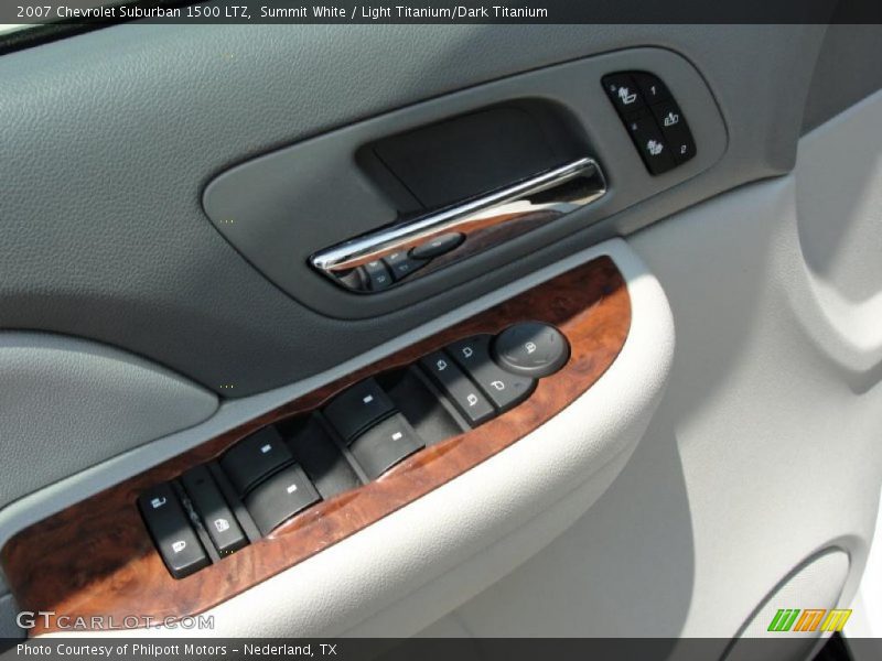 Summit White / Light Titanium/Dark Titanium 2007 Chevrolet Suburban 1500 LTZ