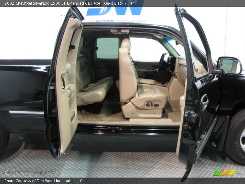 Onyx Black / Tan 2002 Chevrolet Silverado 1500 LT Extended Cab 4x4