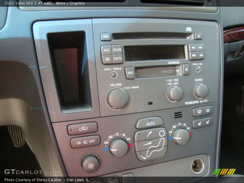 White / Graphite 2002 Volvo S60 2.4T AWD