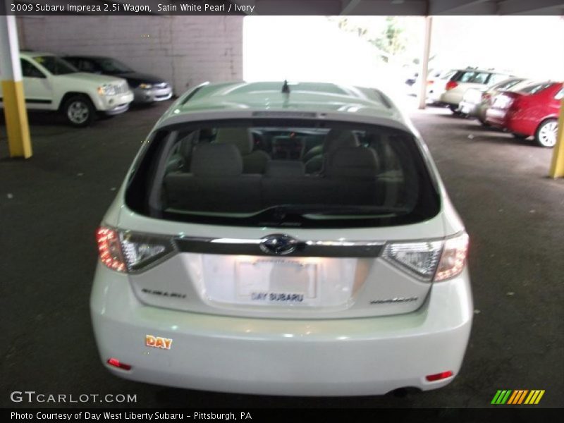 Satin White Pearl / Ivory 2009 Subaru Impreza 2.5i Wagon