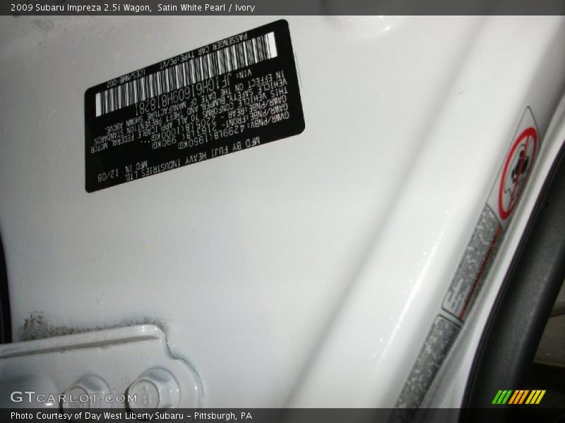 Satin White Pearl / Ivory 2009 Subaru Impreza 2.5i Wagon