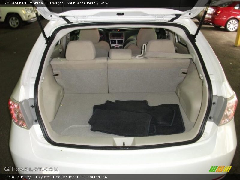 Satin White Pearl / Ivory 2009 Subaru Impreza 2.5i Wagon