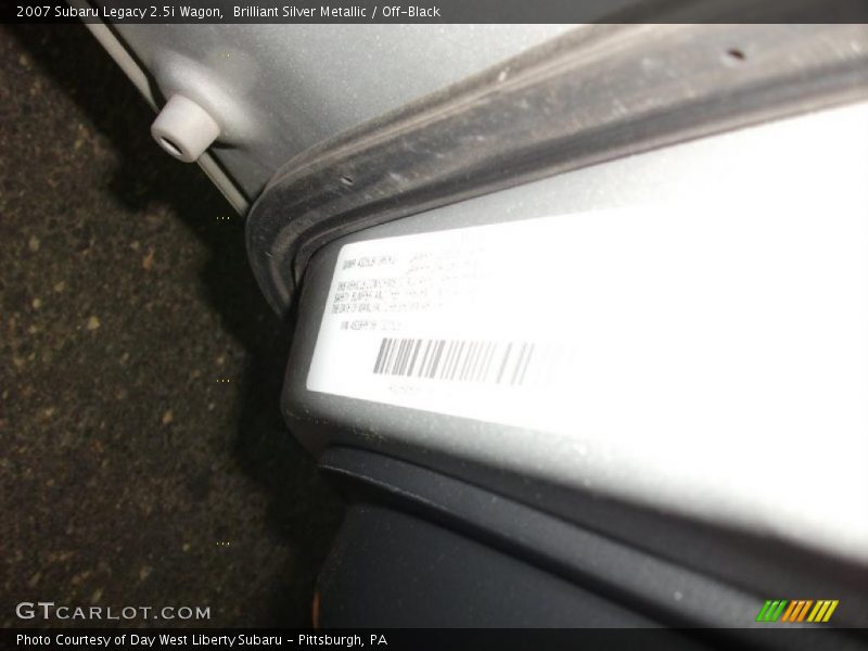 Brilliant Silver Metallic / Off-Black 2007 Subaru Legacy 2.5i Wagon