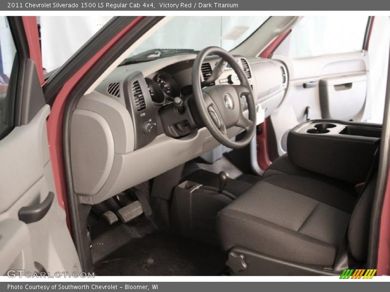 Victory Red / Dark Titanium 2011 Chevrolet Silverado 1500 LS Regular Cab 4x4