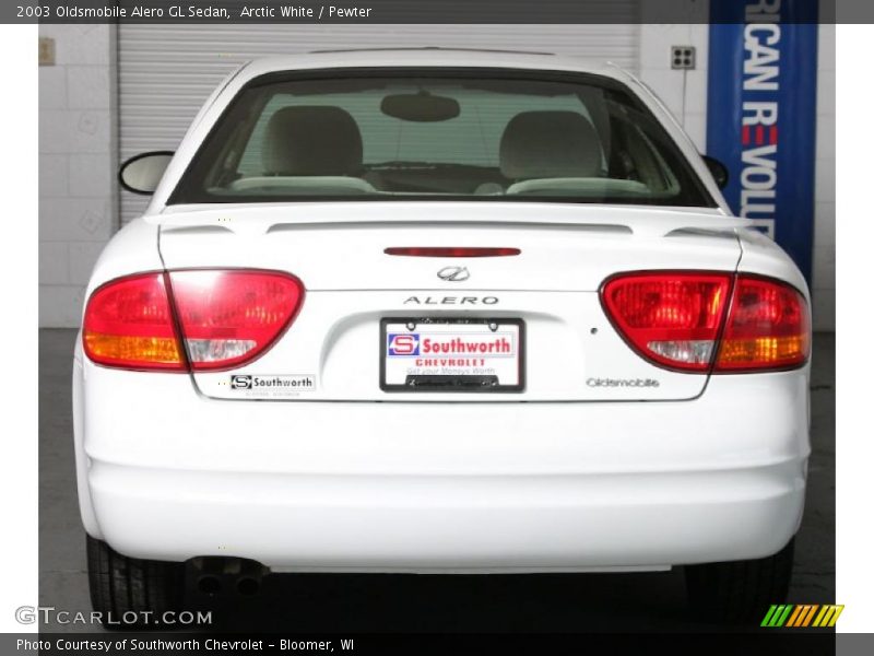 Arctic White / Pewter 2003 Oldsmobile Alero GL Sedan