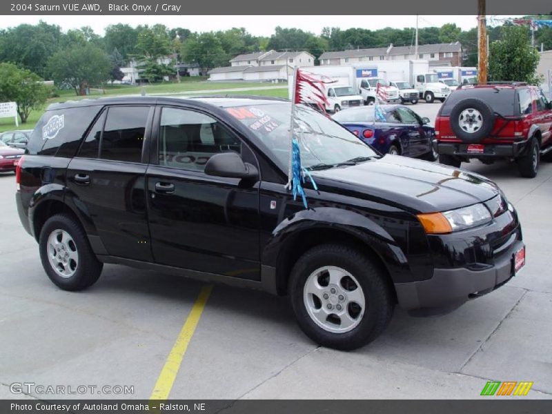 Black Onyx / Gray 2004 Saturn VUE AWD
