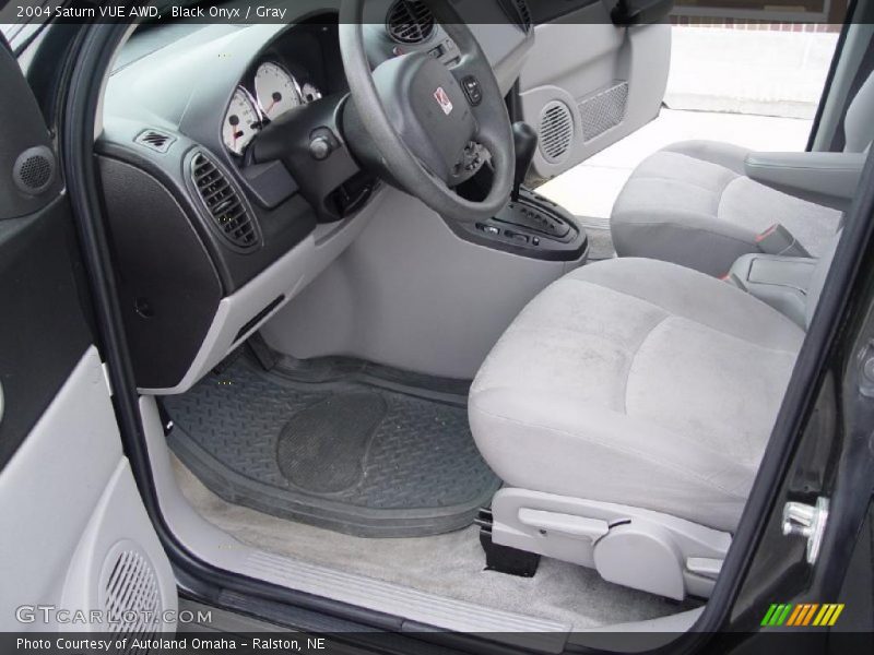 Black Onyx / Gray 2004 Saturn VUE AWD