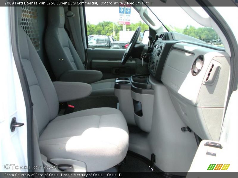 Oxford White / Medium Flint 2009 Ford E Series Van E250 Super Duty Commercial