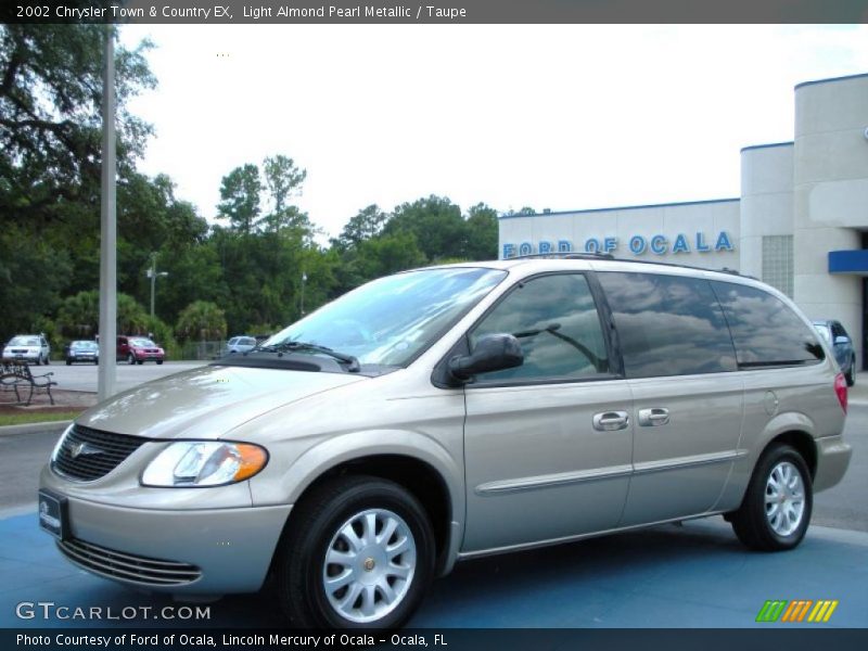 Light Almond Pearl Metallic / Taupe 2002 Chrysler Town & Country EX