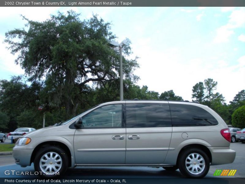 Light Almond Pearl Metallic / Taupe 2002 Chrysler Town & Country EX