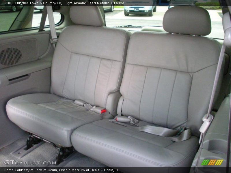 Light Almond Pearl Metallic / Taupe 2002 Chrysler Town & Country EX