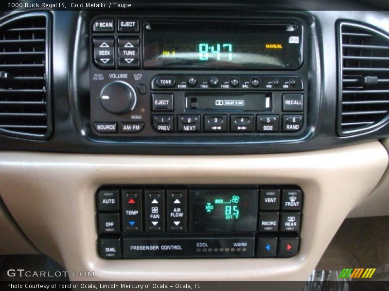 Gold Metallic / Taupe 2000 Buick Regal LS