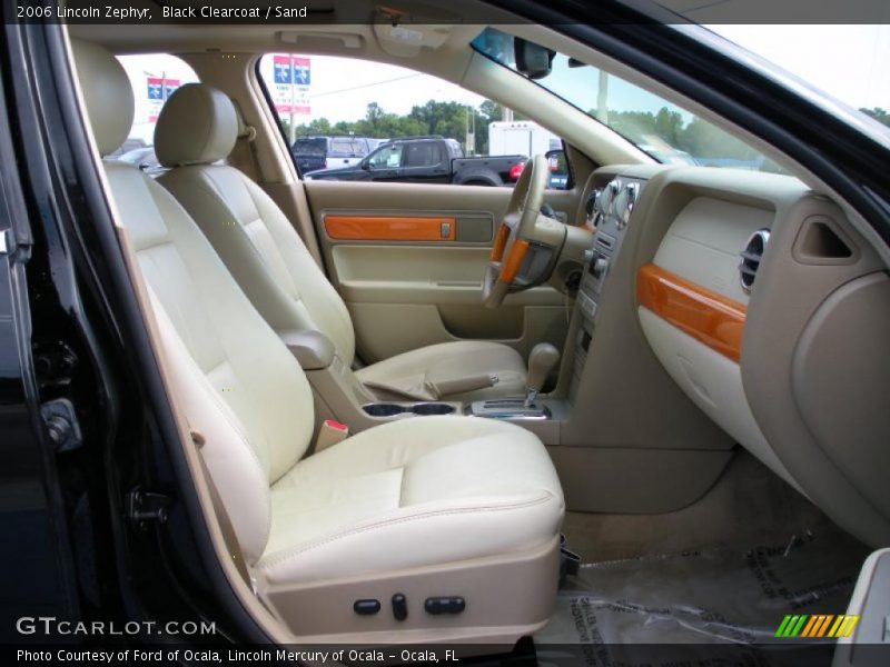 Black Clearcoat / Sand 2006 Lincoln Zephyr