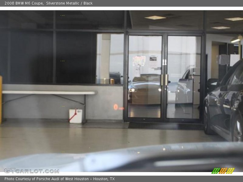 Silverstone Metallic / Black 2008 BMW M6 Coupe