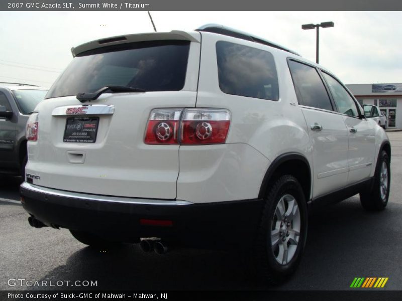 Summit White / Titanium 2007 GMC Acadia SLT