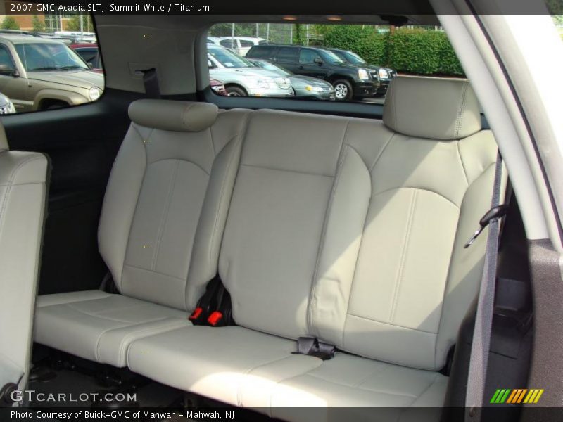 Summit White / Titanium 2007 GMC Acadia SLT