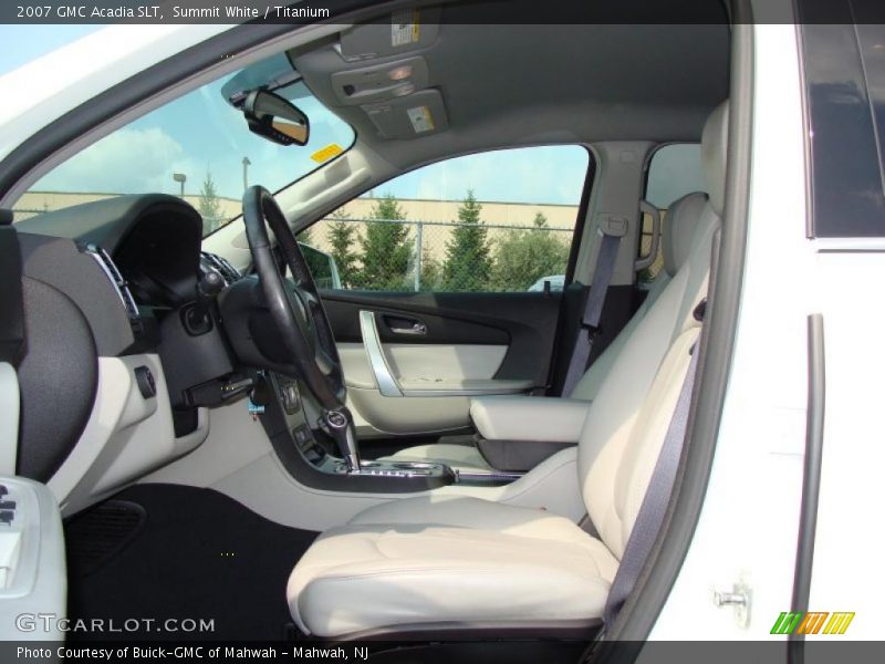 Summit White / Titanium 2007 GMC Acadia SLT