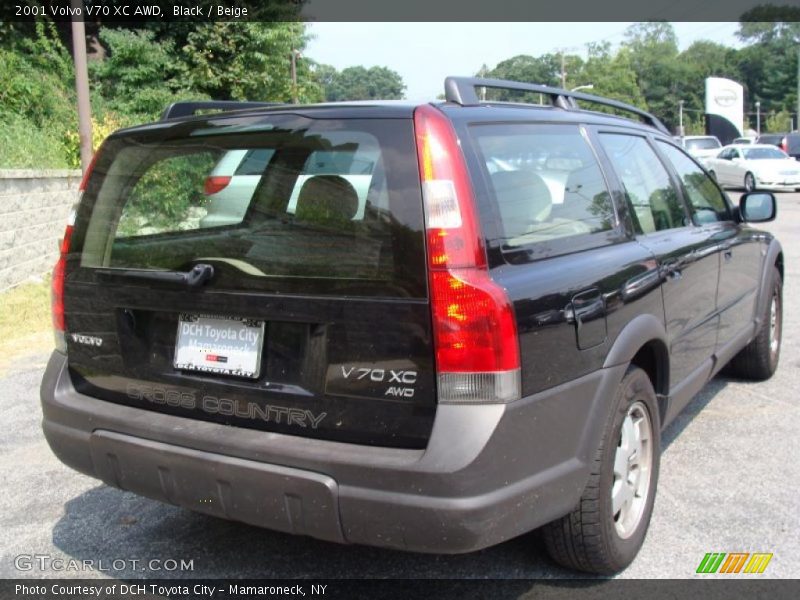 Black / Beige 2001 Volvo V70 XC AWD