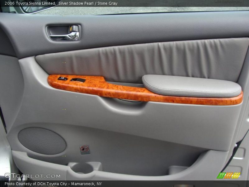 Silver Shadow Pearl / Stone Gray 2006 Toyota Sienna Limited