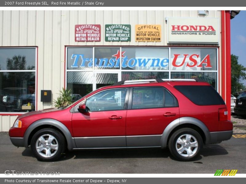 Red Fire Metallic / Shale Grey 2007 Ford Freestyle SEL