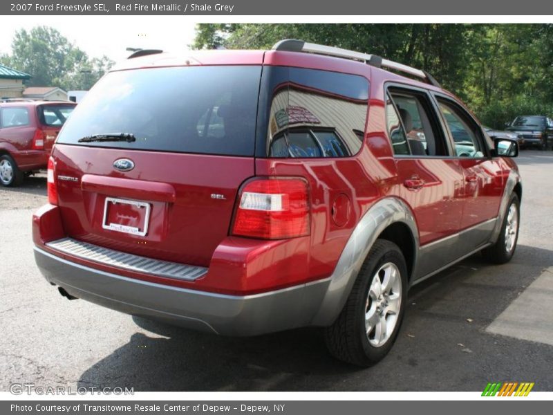 Red Fire Metallic / Shale Grey 2007 Ford Freestyle SEL
