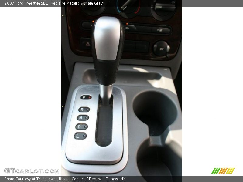 Red Fire Metallic / Shale Grey 2007 Ford Freestyle SEL