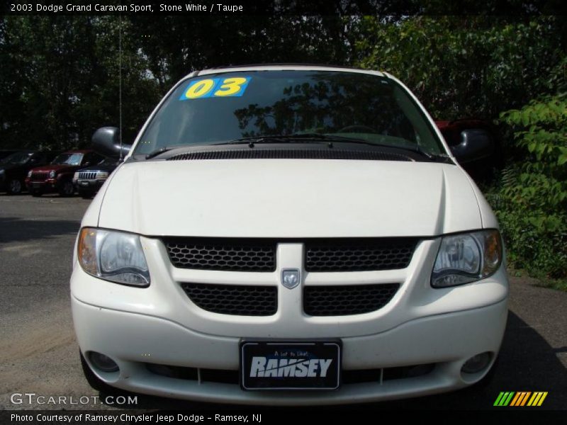 Stone White / Taupe 2003 Dodge Grand Caravan Sport