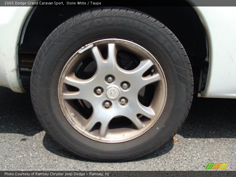 Stone White / Taupe 2003 Dodge Grand Caravan Sport