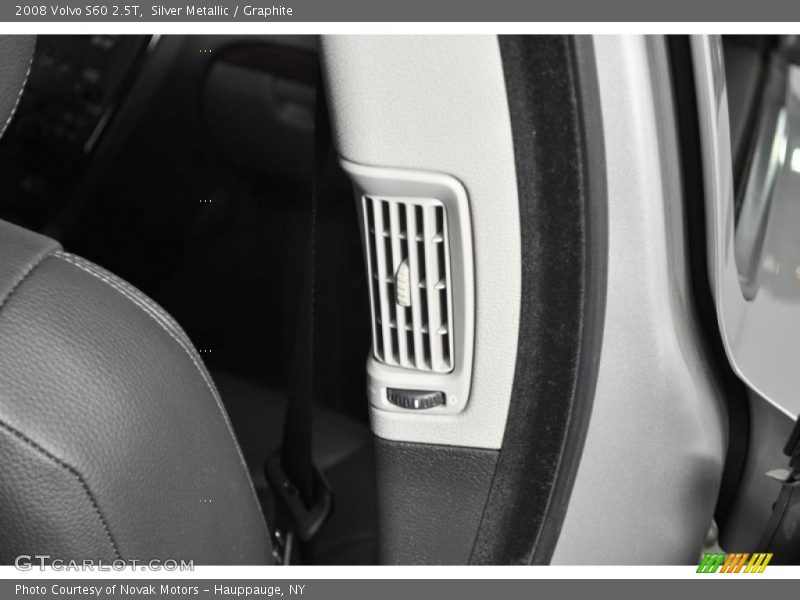 Silver Metallic / Graphite 2008 Volvo S60 2.5T