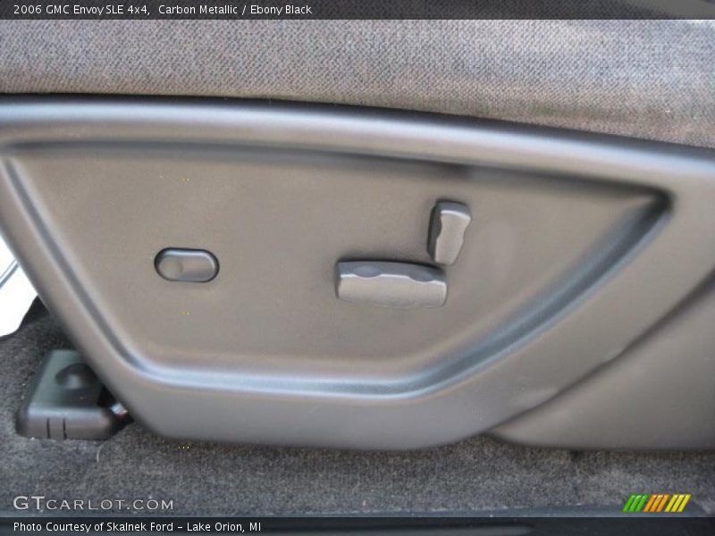 Carbon Metallic / Ebony Black 2006 GMC Envoy SLE 4x4