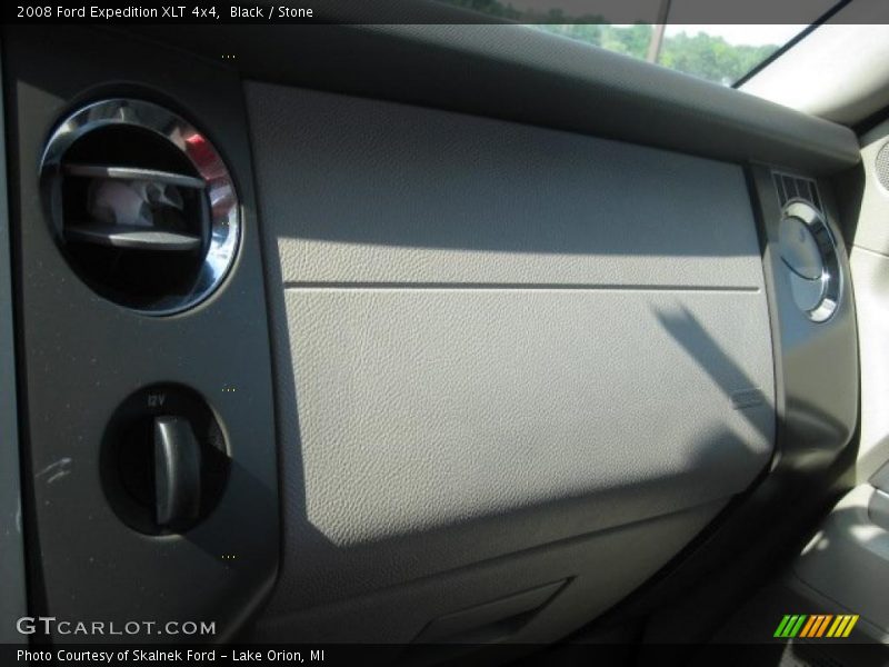 Black / Stone 2008 Ford Expedition XLT 4x4