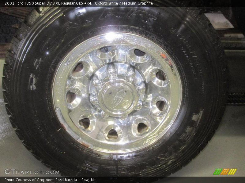 Oxford White / Medium Graphite 2001 Ford F350 Super Duty XL Regular Cab 4x4