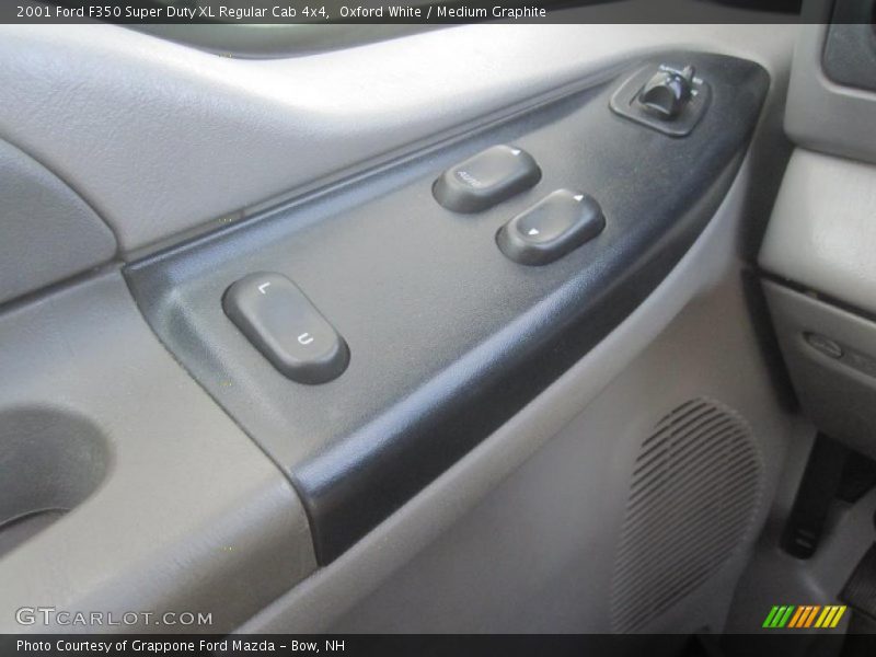 Oxford White / Medium Graphite 2001 Ford F350 Super Duty XL Regular Cab 4x4