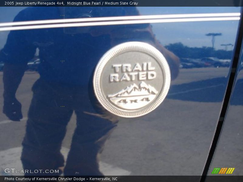 Midnight Blue Pearl / Medium Slate Gray 2005 Jeep Liberty Renegade 4x4