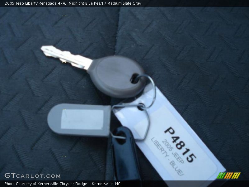 Midnight Blue Pearl / Medium Slate Gray 2005 Jeep Liberty Renegade 4x4
