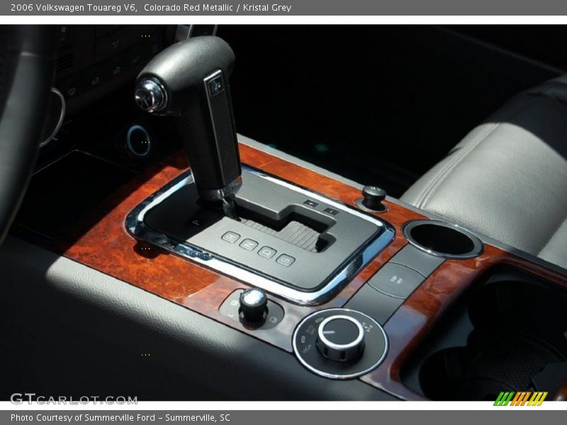 Colorado Red Metallic / Kristal Grey 2006 Volkswagen Touareg V6