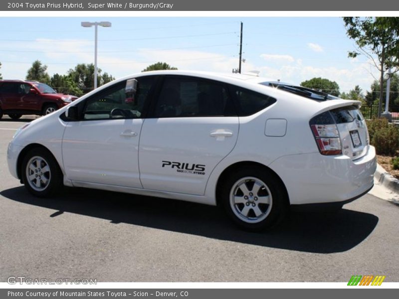 Super White / Burgundy/Gray 2004 Toyota Prius Hybrid