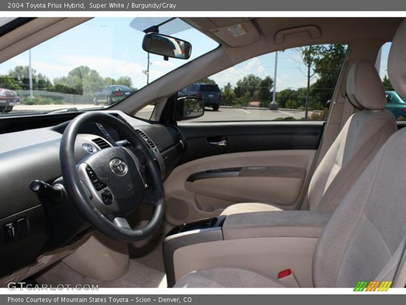 Super White / Burgundy/Gray 2004 Toyota Prius Hybrid