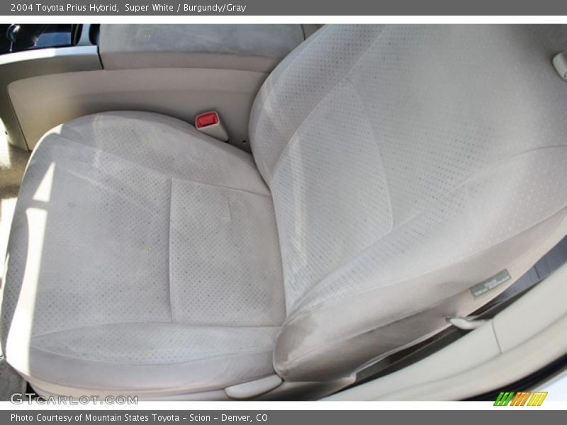 Super White / Burgundy/Gray 2004 Toyota Prius Hybrid