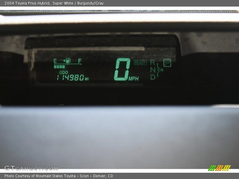 Super White / Burgundy/Gray 2004 Toyota Prius Hybrid
