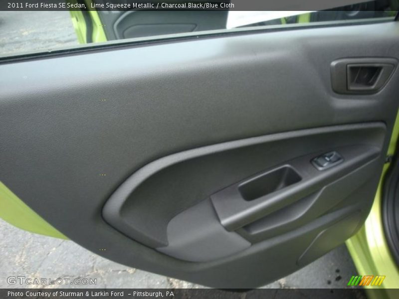 Lime Squeeze Metallic / Charcoal Black/Blue Cloth 2011 Ford Fiesta SE Sedan