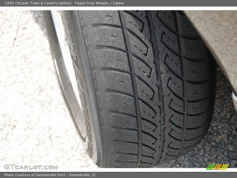 Taupe Frost Metallic / Camel 1999 Chrysler Town & Country Limited