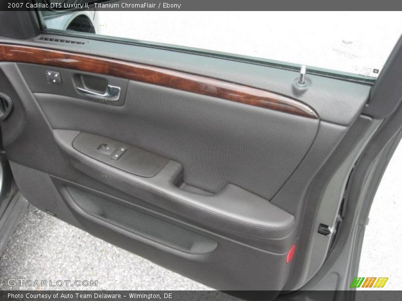 Titanium ChromaFlair / Ebony 2007 Cadillac DTS Luxury II